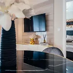 Rixos Private Parking Garage アパート ザダル