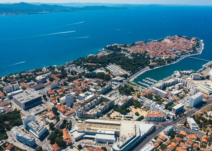Appartement Rixos Private Parking Garage Zadar